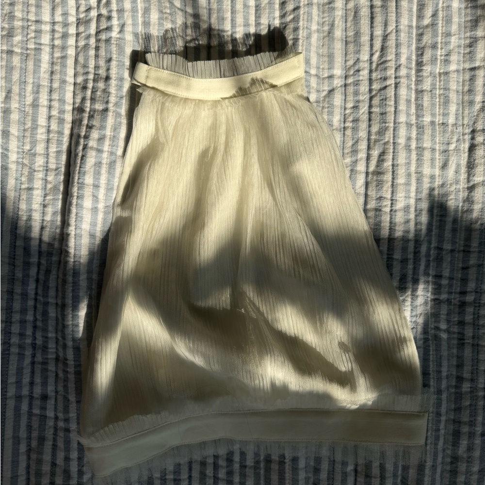 Luhmann backless top - Picture 2 of 6